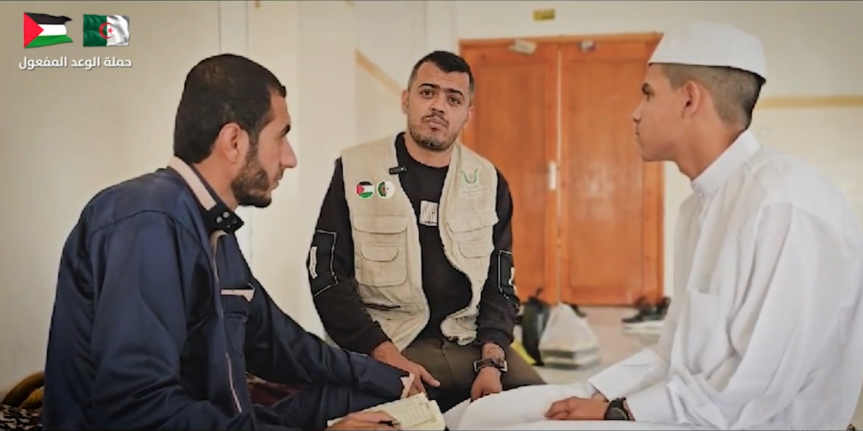 جمعية البركة الجزائرية تكرم 100 سارد ومستمع للقرآن الكريم في مخيم المواصي بقطاع غزة